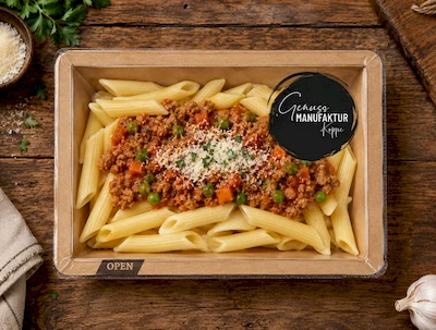 Bild Penne mit Hackfleischso&szlig;e, Erbsen & Parmesan
