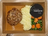 Bild Fleischk&uuml;chle mit Rahmso&szlig;e, Kartoffelp&uuml;ree & Erbsen-Karotten